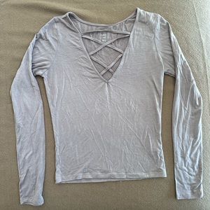 Me To We Mauve Long Sleeve Lace-Up size Small